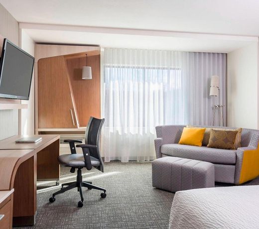 Courtyard by Marriott Dallas Grand Prairie