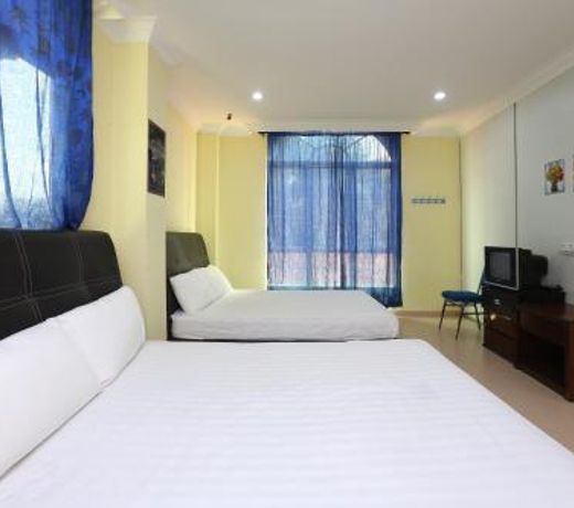 SPOT ON 89857 Azra Inn (rumah Tumpangan)