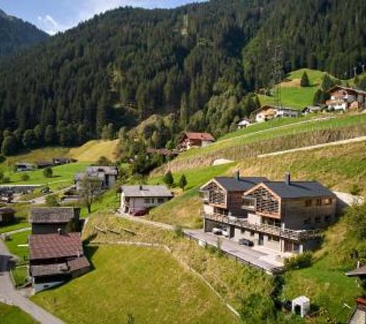 PLUENGGAS-CHALETS