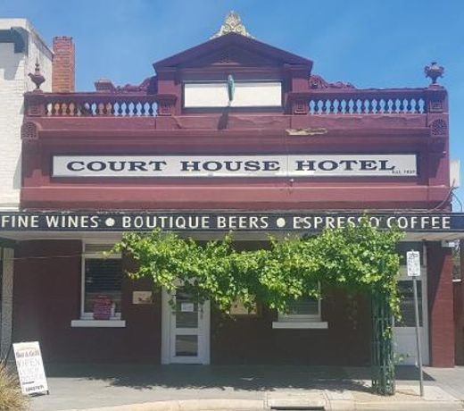 Courthouse Hotel