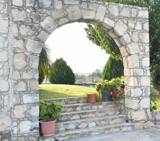 Lasa Black Rock villa