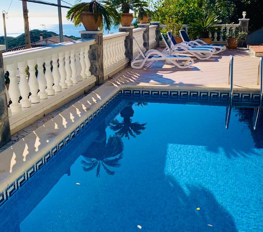 Mediterranean Villa Investingspain sea view and pool