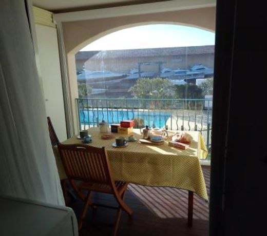 Luxury apartment in Port Grimaud