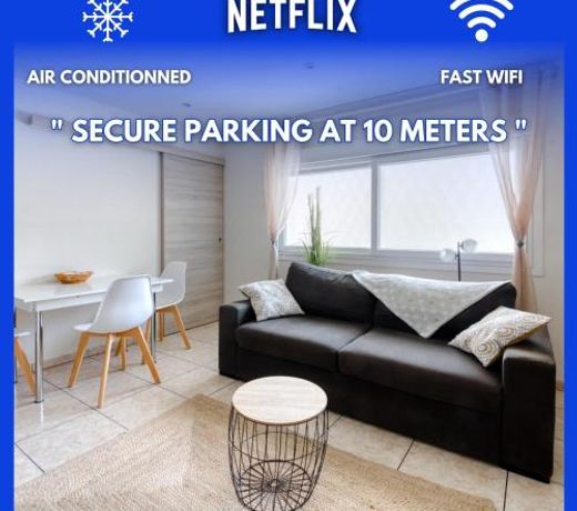 Cosy apartment + secured PARKING