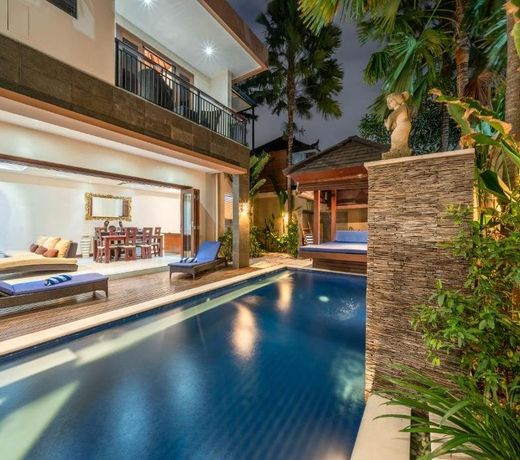 Villa Seacluded 2 - Cozy 3BR Pool Villa in Central Seminyak