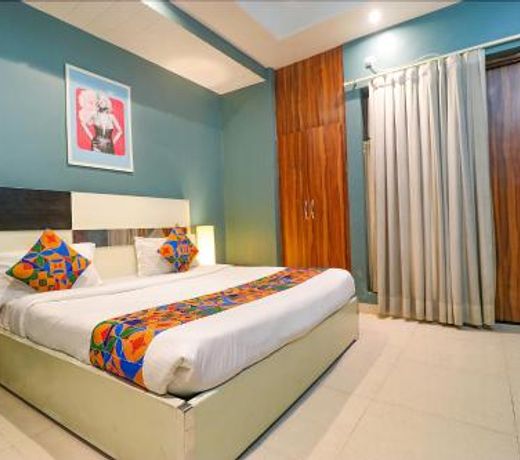 FabHotel Church House