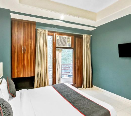 FabHotel Church House