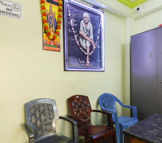 SPOT ON 69272 Shiridi Sai Guest House