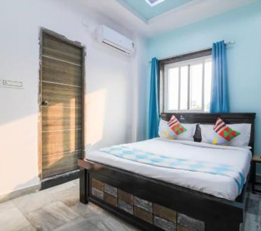 OYO Home 79880 Dk Homes