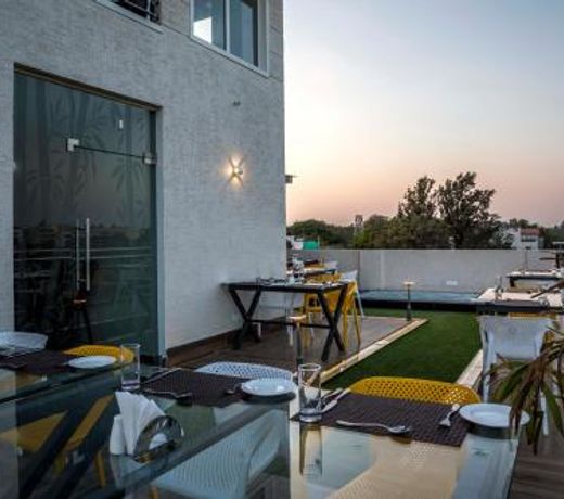 Hotel Urban Jade
