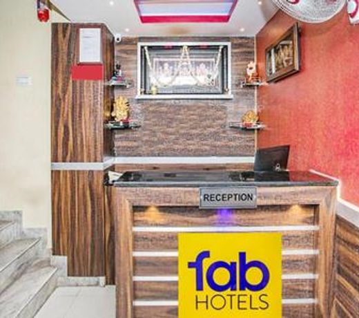 OYO 13594 Mathrushree Residency