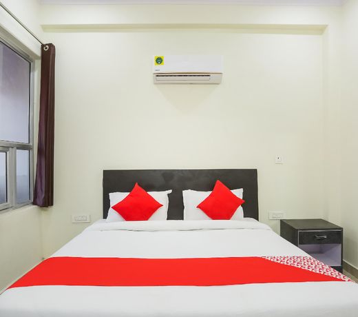 OYO 70412 Hotel Alwar Delight