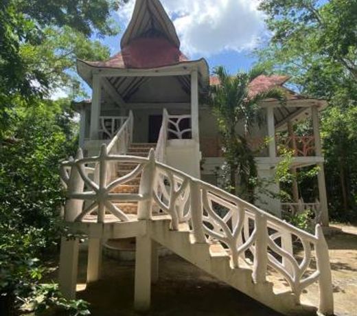 Jazba Jungle Retreat