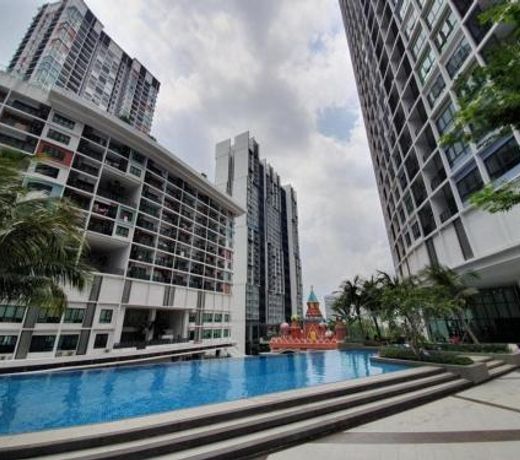 HexaHome@The Skyy Executive Suites@Bukit Indah
