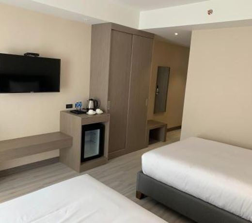 Capitol Hill Hotel and Suites