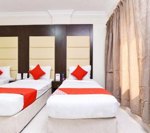 OYO 426 Royal Al Khaleej Furnished Apartments