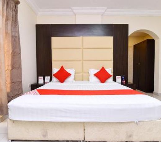 OYO 426 Royal Al Khaleej Furnished Apartments