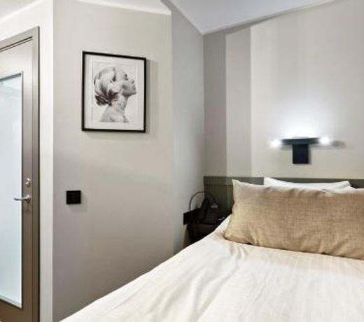 Best Western Hotel at 108