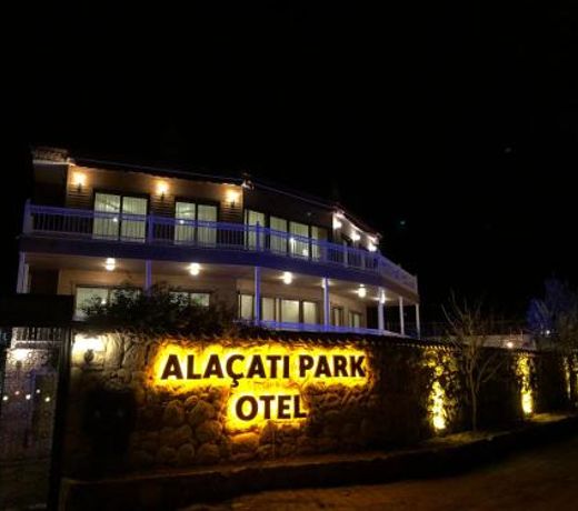 Lunas Alaçatı
