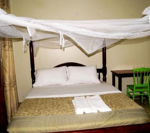 Prunus Hotel