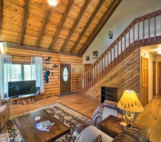 Cozy Kenai Cabin, Great for Groups and Families