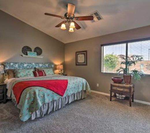 Buckeye Oasis with Sun Porch, Pool and Putting Green