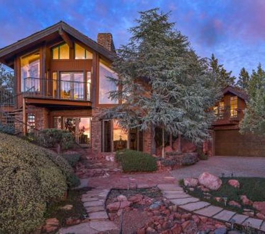 Unique Sedona Home with Mountain Views and Guest House