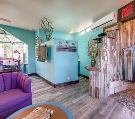 Hike-In and Out Studio on Chapel Trail with Radiant View