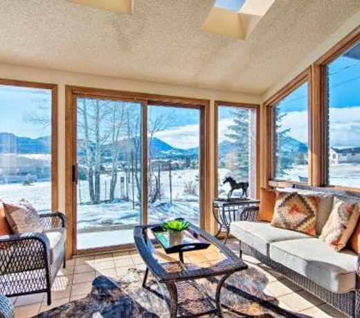 Updated Estes Park Home about 7 Mi Rocky Mtn Natl Park!