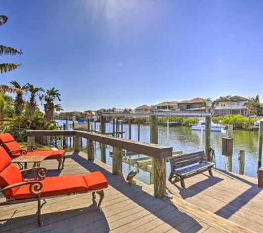 Tropical Apollo Beach House with Heated Pool and Dock!