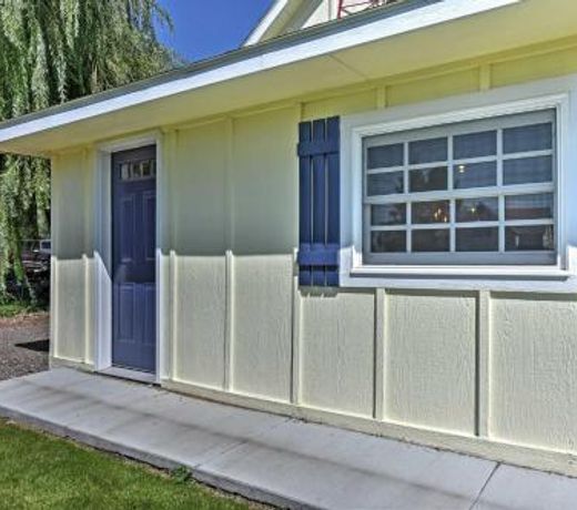 Historic Albion Mountain Cottage on Quiet Street!