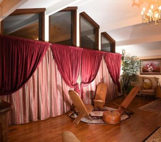 Quiet Rooms by Convention Center & USMLE Schaumburg