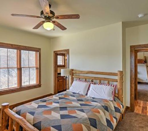 Lakefront Cedar Vale Lodge with Private Boat Dock!