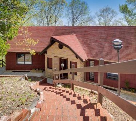 Ledge Lodge with Pool and Cumberland Valley Views!