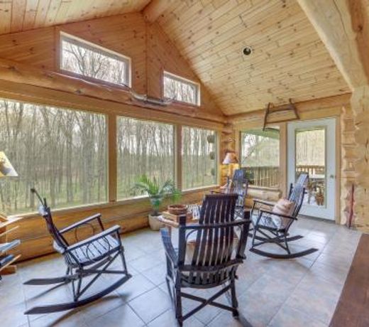 Lavish Tustin Cabin on 7 Acres with Fire Pit and Porch!