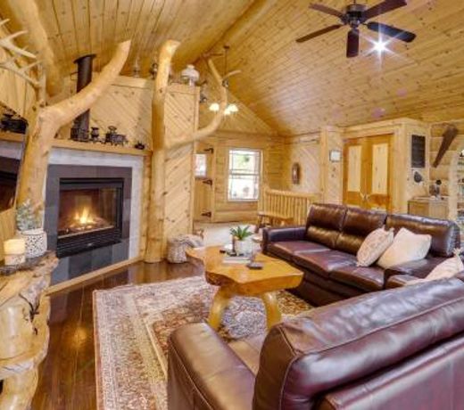 Lavish Tustin Cabin on 7 Acres with Fire Pit and Porch!