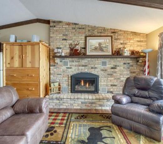 Breezy Point Family House with Dock on Pelican Lake!