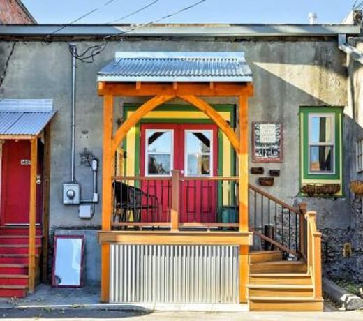 Walkable Studio Apartment in Downtown Livingston!