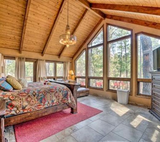 Ruidoso Mountain Home with Step-Free Access!