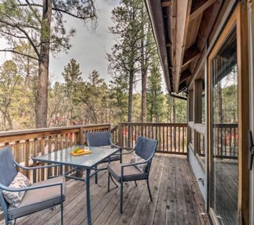 Ruidoso Mountain Home with Step-Free Access!