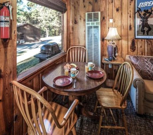 Apache Village 6, King Studio with Sleeper Sofa, Sleeps 3