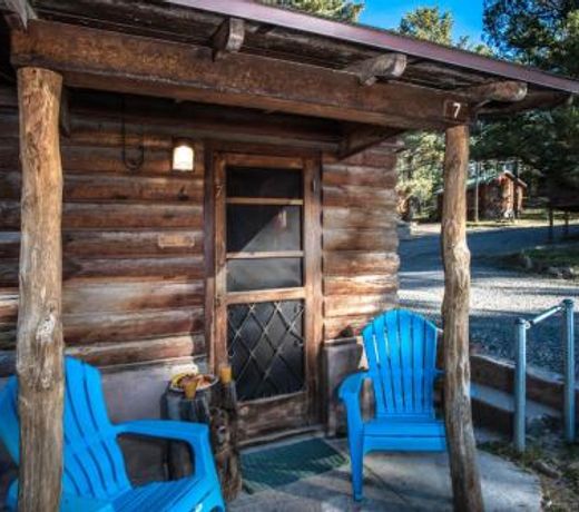 Apache Village 7, Queen Bed, Midtown, Sleeps 2