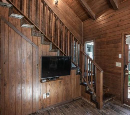 Midtown Riverfront 2, 2 Bedrooms, Sleeps 4