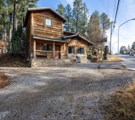 Three Bears, 7 Bedrooms, Deck, Fireplace, Midtown, Grill, Sleeps 22