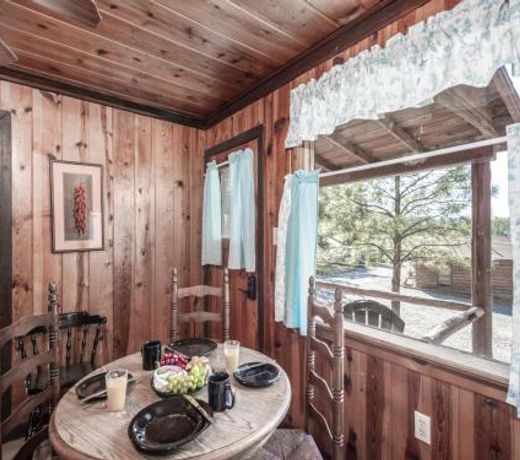 Tiny Two, 2 Bedrooms, Midtown, Sleeps 4