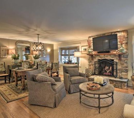 Mirror Lake Cottage with Private Deck, Waterfall