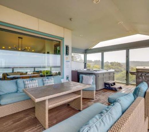 Oceanfront Home with Hot Tub and Sauna, 8 Mi to Newport