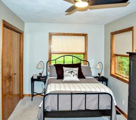 Custom-Built Jamestown Cottage with Lakeside Yard!