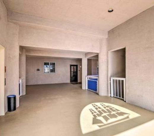 Lake Keowee Resort Condo Pool, Beach, Golf Access
