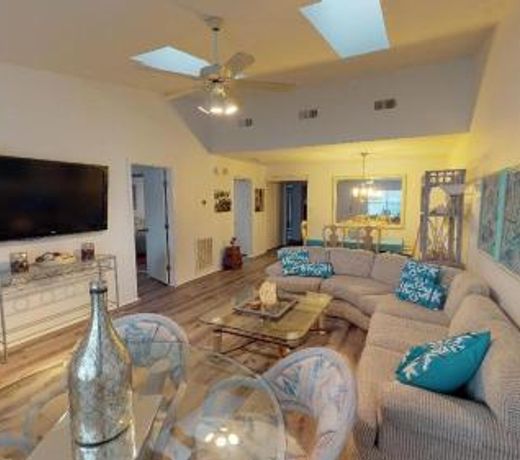 Padre Pool House townhouse